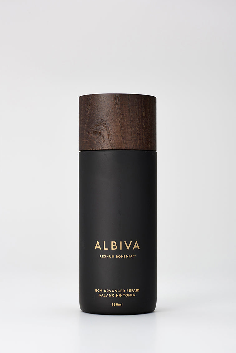 Balances skin’s pH, nourishes and hydrates for a healthy, radiant glow.